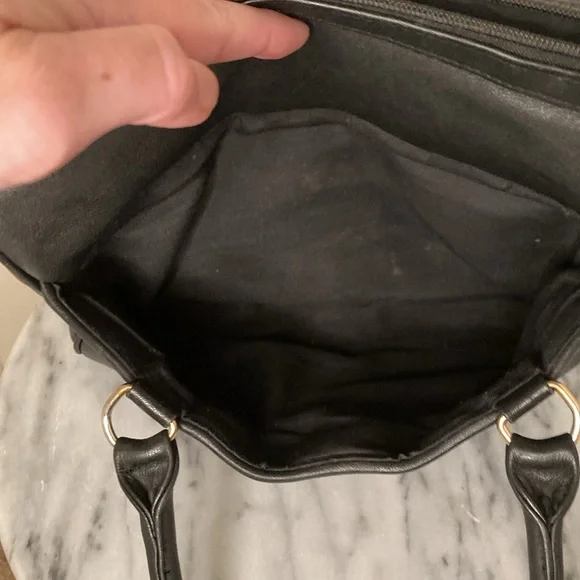 Etienne Aigner Classic Black Leather Satchel - Picture 6 of 6